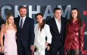 Les Beckham célèbrent Brooklyn malgré la brouille familiale