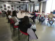 Les enfants choisissent le nom de la future médiathèque lors d'une consultation citoyenne