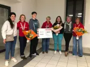 Les Kinka’mazones64 célèbrent leurs partenaires après le Raid Amazones pour le syndrome d’Ehlers-Danlos