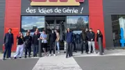 Les étudiants du BTS NDRC de Mende préparent Noël chez Gifi
