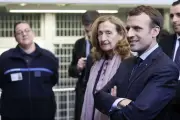 Macron annonce la fin des courtes peines de prison pour lutter contre la récidive