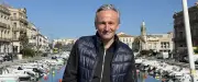 Makja, vainqueur du trophée Brassens, de retour à Sète pour un concert au théâtre de la Mer