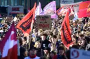 Manifestations d'adolescents allemands contre la conscription et pour l'éducation