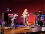 Mary Bach dévoile son nouvel EP « Étrange absence » lors d'un concert à Bazas