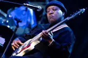 Meshell Ndegeocello rend hommage à James Baldwin au Rocher de Palmer