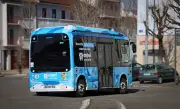 Mont-de-Marsan lance sa navette bleue électrique, une révolution verte pour le centre-ville