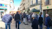 Municipales à Sète : les militants quadrillent le marché pour la dernière ligne droite