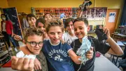 Nîmes : les écoliers du Gard retrouvent le sourire sans masque en classe