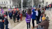 Nîmes : un rassemblement pour les droits des femmes maintenu malgré la pluie