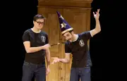 Potted Potter au Gymnase : comment la parodie d'Harry Potter séduit les fans français
