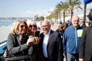 Éric Ciotti triomphe à Nice : bain de foule sur la Promenade après sa victoire
