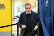 Sébastien Lecornu relance ses projets après les municipales, entre urgences et marge étroite