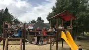 Une cour d'école transformée à Saint-Sauveur-de-Peyre pour le bien-être des élèves