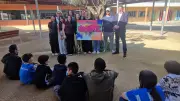 Une fresque participative 'Ensemble c’magik' réalisée au collège de Pérols avec le graffeur Honck