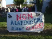 Villegouge : parents et élus mobilisés contre la suppression d'un poste d'enseignant en 2026