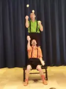 Zigomatiks enchante Saint-Rogatien : 130 participants pour un spectacle jeunesse réussi