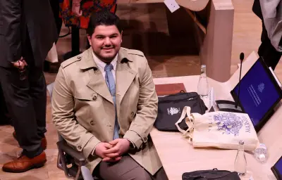 Amine Kessaci, de militant écologiste à adjoint de Marseille, engagé contre le narcotrafic