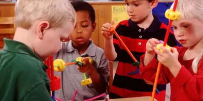 Animateur périscolaire : un métier méprisé mais indispensable