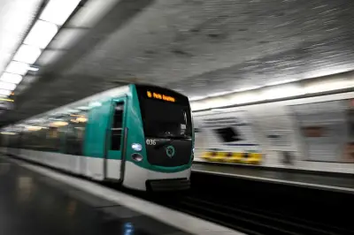 Attaque à la machette dans le métro parisien : un adolescent blessé
