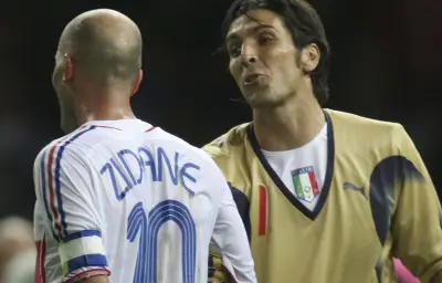 Buffon révèle son rôle clé dans l'expulsion de Zidane en 2006 dans son livre