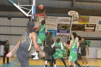 Castelnau BC domine les Chartrons et vise la finale de la Coupe de Gironde