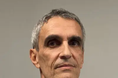 Chikungunya long : le Pr Carles alerte sur les séquelles chroniques et la menace croissante