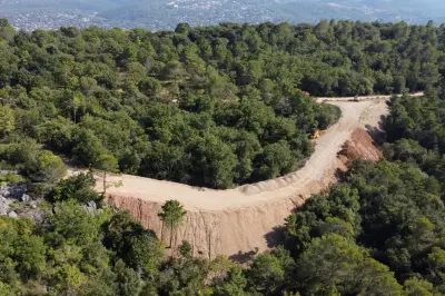 Décharge illégale à Spéracèdes : deux dirigeants de BTP mis en examen et interdits de gestion