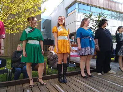 Défilé lycéen à Rochefort : 40 élèves de mode brillent avec des créations inspirées du monde