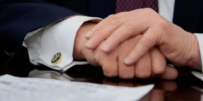 Donald Trump affirme que le président iranien a demandé un cessez-le-feu aux États-Unis