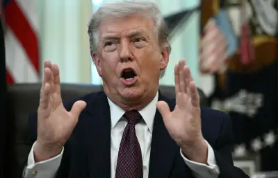 Donald Trump attaque violemment Emmanuel et Brigitte Macron lors d'un déjeuner privé