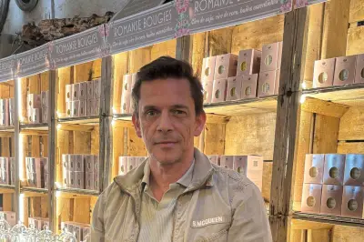 Du monde de la nuit aux bougies naturelles : la reconversion de Romain au Castellet