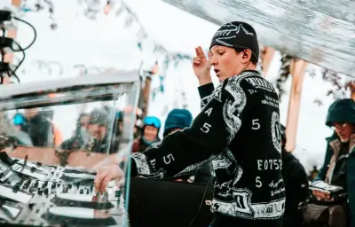 Elfigo, 14 ans, DJ prodige : de son canapé aux scènes de Tomorrowland