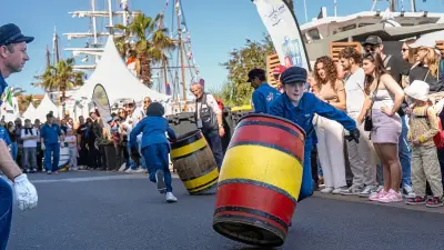 Escale à Sète 2026 : les rouleurs de barriques enflamment les quais