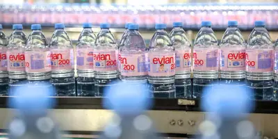 Evian mise sur l'innovation pétillante tout en restant fidèle à ses racines