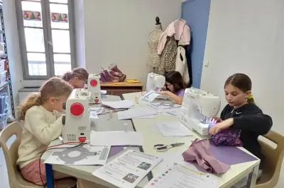 Flayosc : Nourcette délivre un « permis de couture » ludique à la jeune génération