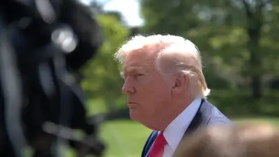 Guerre Iran-États-Unis : le cessez-le-feu reporté à mercredi, Trump cible l'uranium