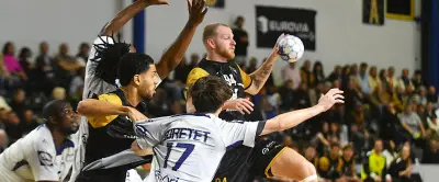 Handball : Les Frontignanais défaits par Massy après une panne technique en deuxième mi-temps