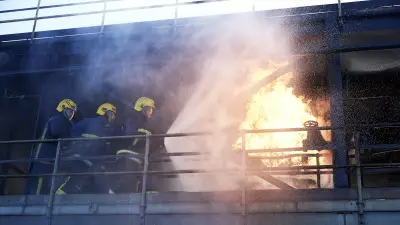 Incendie dévastateur au lycée des Chartreux à Lyon : 150 élèves évacués, dégâts colossaux