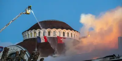 Incendie majeur au casino d'Évian-les-Bains : une partie du bâtiment détruite