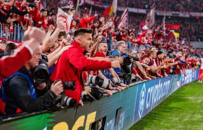 Incidents au Bayern : Supporters blessent des photographes après la qualification