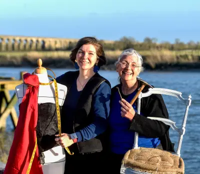 Journées des métiers d'art : tapissière et couturière exposent à Tonnay-Charente