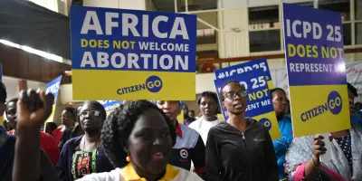 Kenya : la justice refuse l'avortement comme droit fondamental