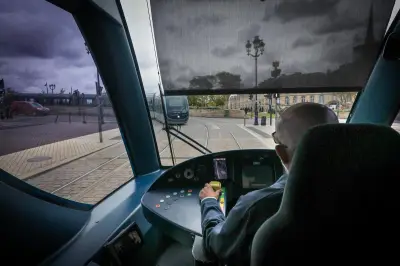 Keolis recrute 150 conducteurs de trams et bus à Bordeaux