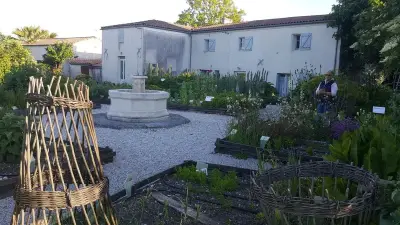 Le centre Georges-Brassens anime le jardin médiéval de Saint-Sulpice-de-Royan