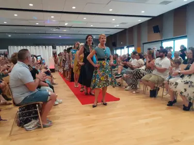 Le défilé annuel de Fanja Ralalatiana illumine Andilly avec sept créateurs