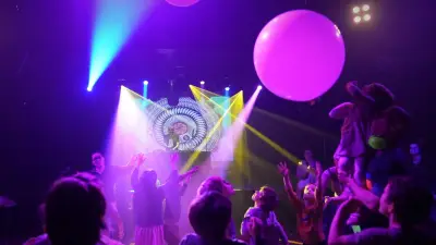 Le festival jeune public En voiture Simone illumine Saint-Jean-d'Illac en avril