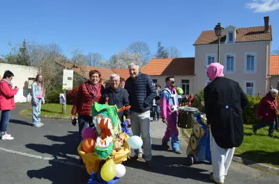 Le jugement de Pétassou, un dragon brûlé pour célébrer le printemps à Saint-Jory-de-Chalais