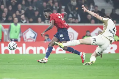 Lille écrase Lens 3-0 et grimpe sur le podium de la Ligue 1, compromettant les espoirs lensois
