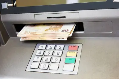 Mai 2026 : hausses des impôts, gaz, aides carburants et repas à 1€ étudiant