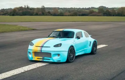 Marcos renaît : la Mosquito, une sportive légère de 300 ch pour moins de 700 kg